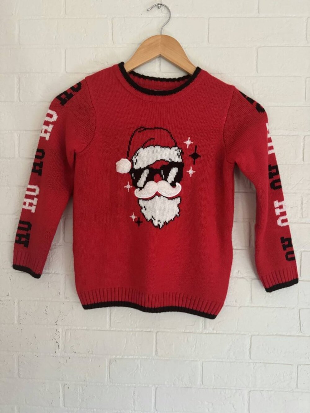 Holiday Time Kids Christmas Sweater Santa Sunglasses Ho Ho Ho Sz S (6-7) (WCNAF)